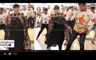 ആനക്കള്ളനിലെ ഗാനത്തിന് ചുവടു വെച്ച് ഷംന കാസിമിന്റെ ഫ്ലാഷ് മൊബ്; വീഡിയോ വൈറൽ ആവുന്നു..!